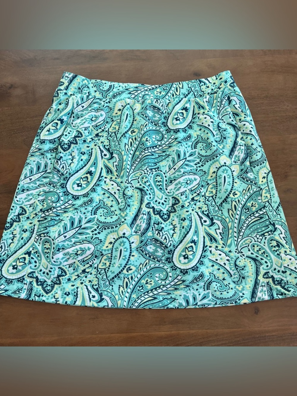 Aqua, blue and yellow Paisley Print Golf Skort Ladies L/10